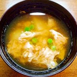 茅乃舎出汁でじゃが芋とグリーンピースのかき玉汁